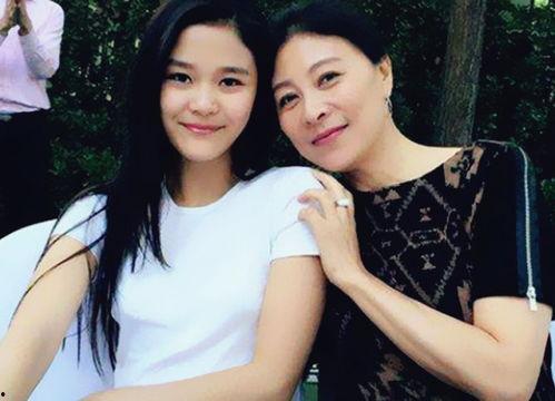 岳红女儿最新爆料,揭秘母亲鲜为人知的往事 第1张 岳红女儿最新爆料,揭秘母亲鲜为人知的往事 第1张